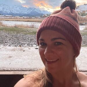 Meet your Posher, Valerie